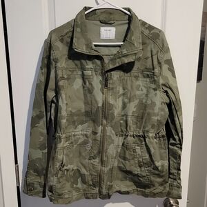 Old Navy Camo Print Utility Jacket w/ Zipper & Drawstring Waist, size Large EUC